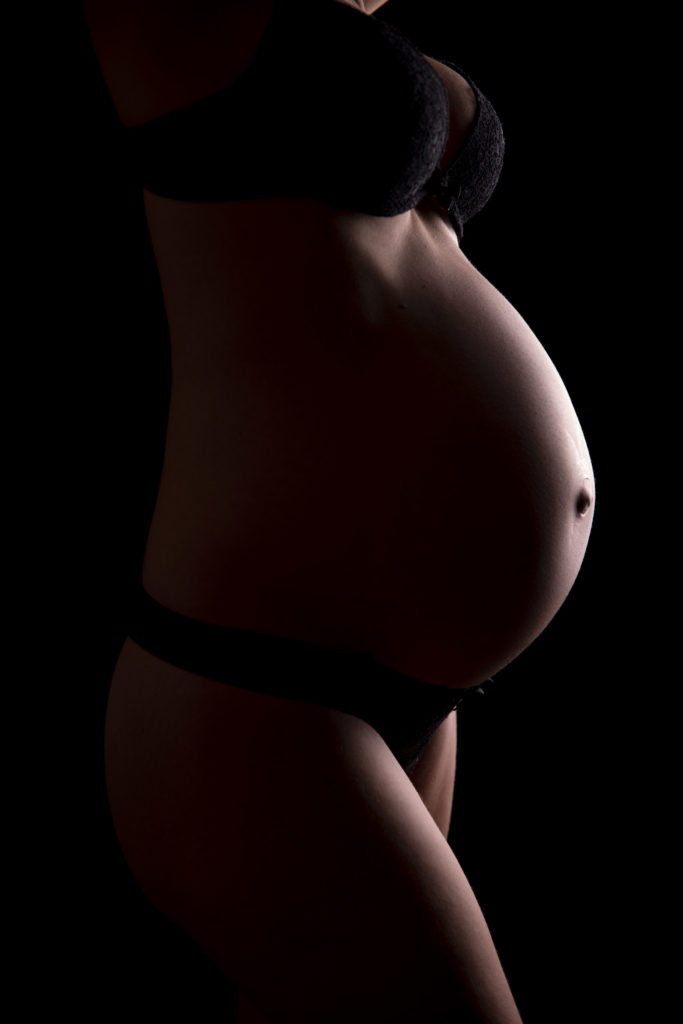 PHOTOGRAPHE LANDES séance photo grossesse studio