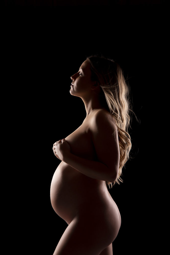 Séance photo dans les Landes et Pays Basque Photo nu artistique grossesse dans les Landes et Pays Basque