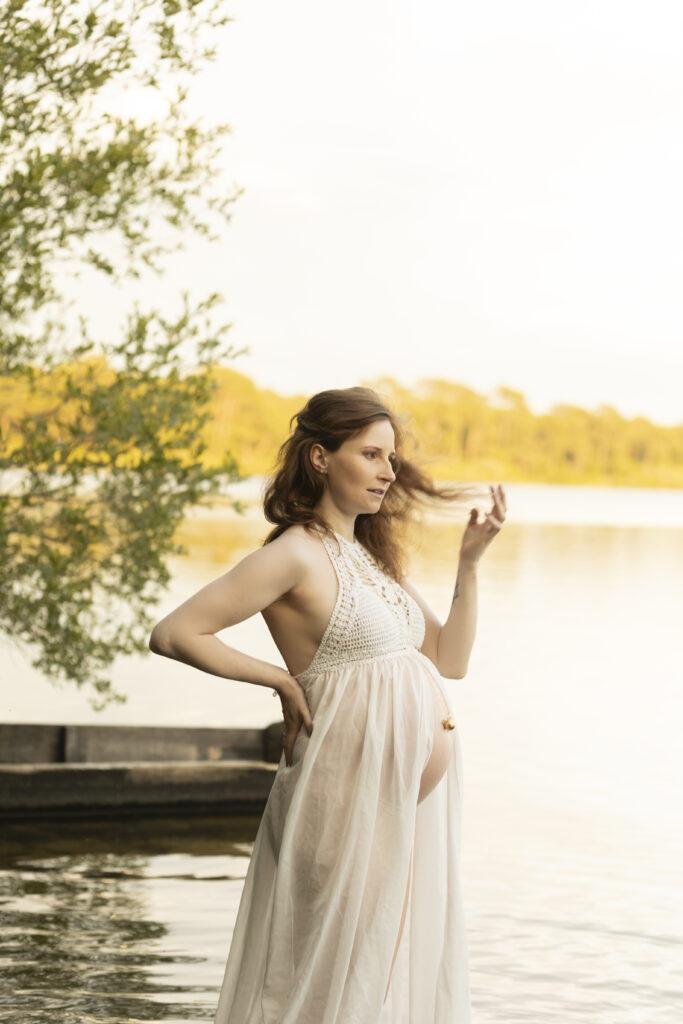 Séance photo dans les Landes et Pays Basque robe longue ouverte Camille Blanche