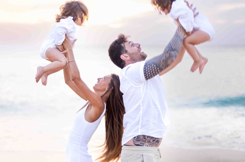 Photographe famille dans les Landes – instants authentiques en bord d’océan.